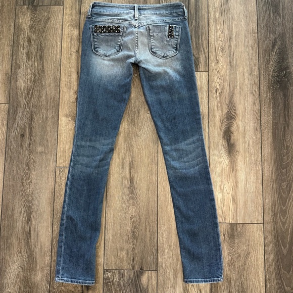 Black Orchid Hurricanea Studded Skinny Jeans Blue Distress Size 25 Edgy Rocker - Picture 5 of 17